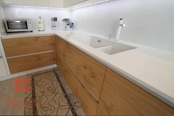 Кухня Велия Кухня Велия