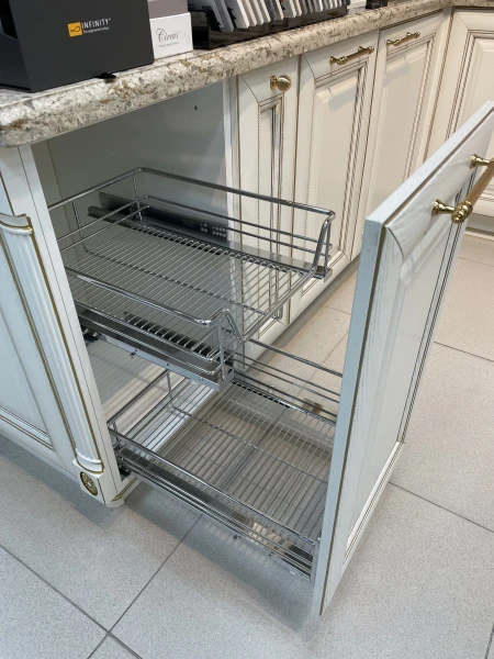 СОЛАНА ЗОЛОТАЯ