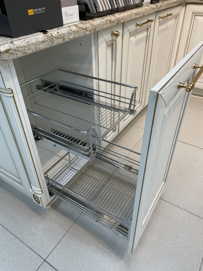 СОЛАНА ЗОЛОТАЯ